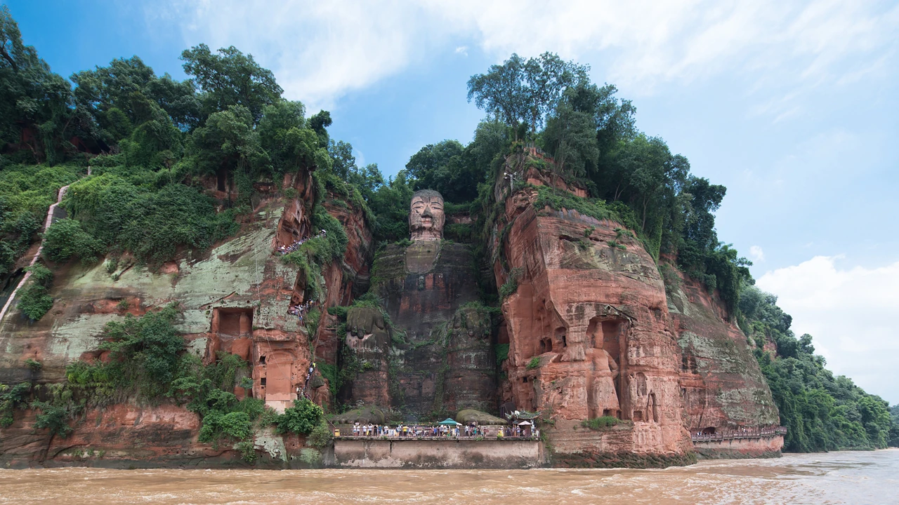 Leshan - China Travel Guide