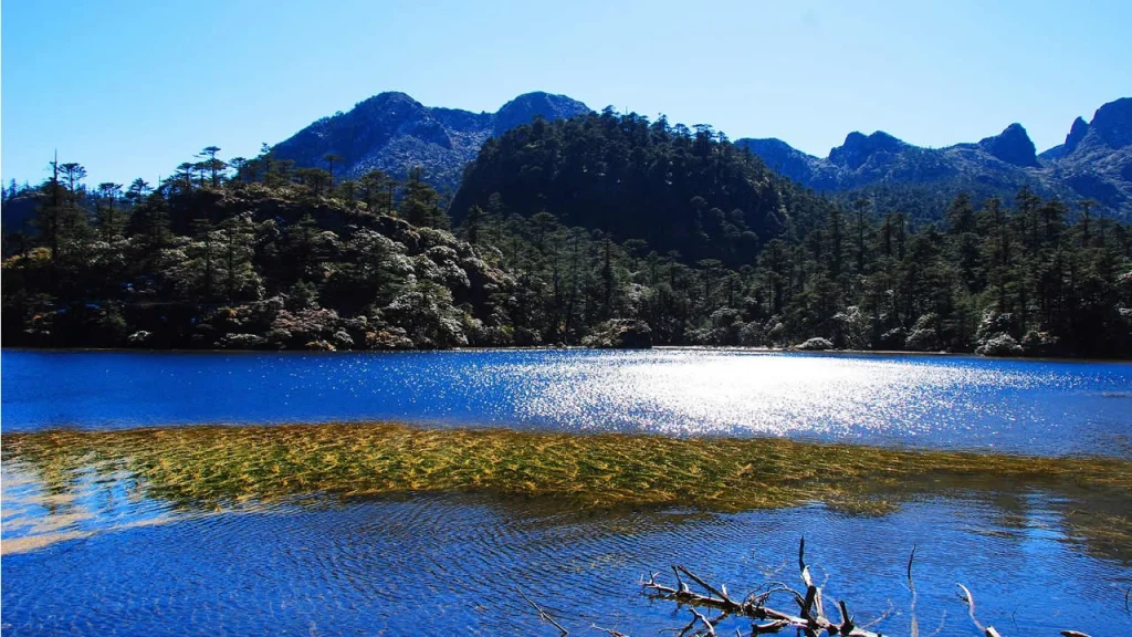Liangshan - China Travel