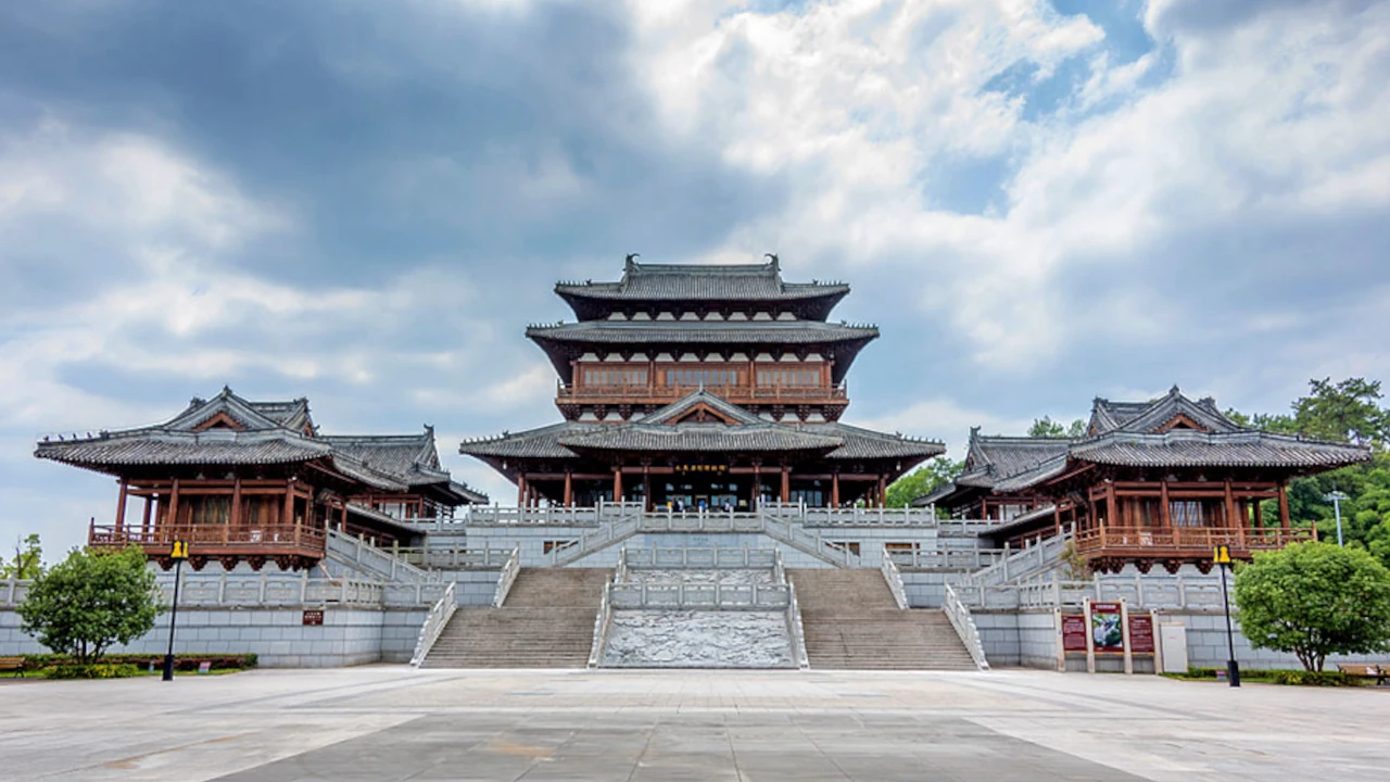 Dazu Rock Carvings Scenic Area: A National AAAAA-Level Tourist Attraction in Chongqing